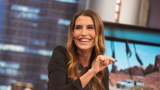 La surrealista anécdota de Joaquín Sánchez y Susana Saborido con unos bombones: "Me levanté asustado a la ducha" La surrealista anécdota de Joaquín Sánchez y Susana Saborido con unos bombones: "Me levanté asustado a la ducha"