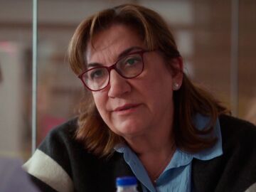 G&uuml;l&ccedil;i&ccedil;ek compara los matrimonios de antes y los de ahora: "No nos pregunt&aacute;bamos si &eacute;ramos felices"