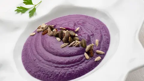 Crema de col lombarda: "Bonita, nutritiva y muy interesante para la salud" Crema de col lombarda: "Bonita, nutritiva y muy interesante para la salud"