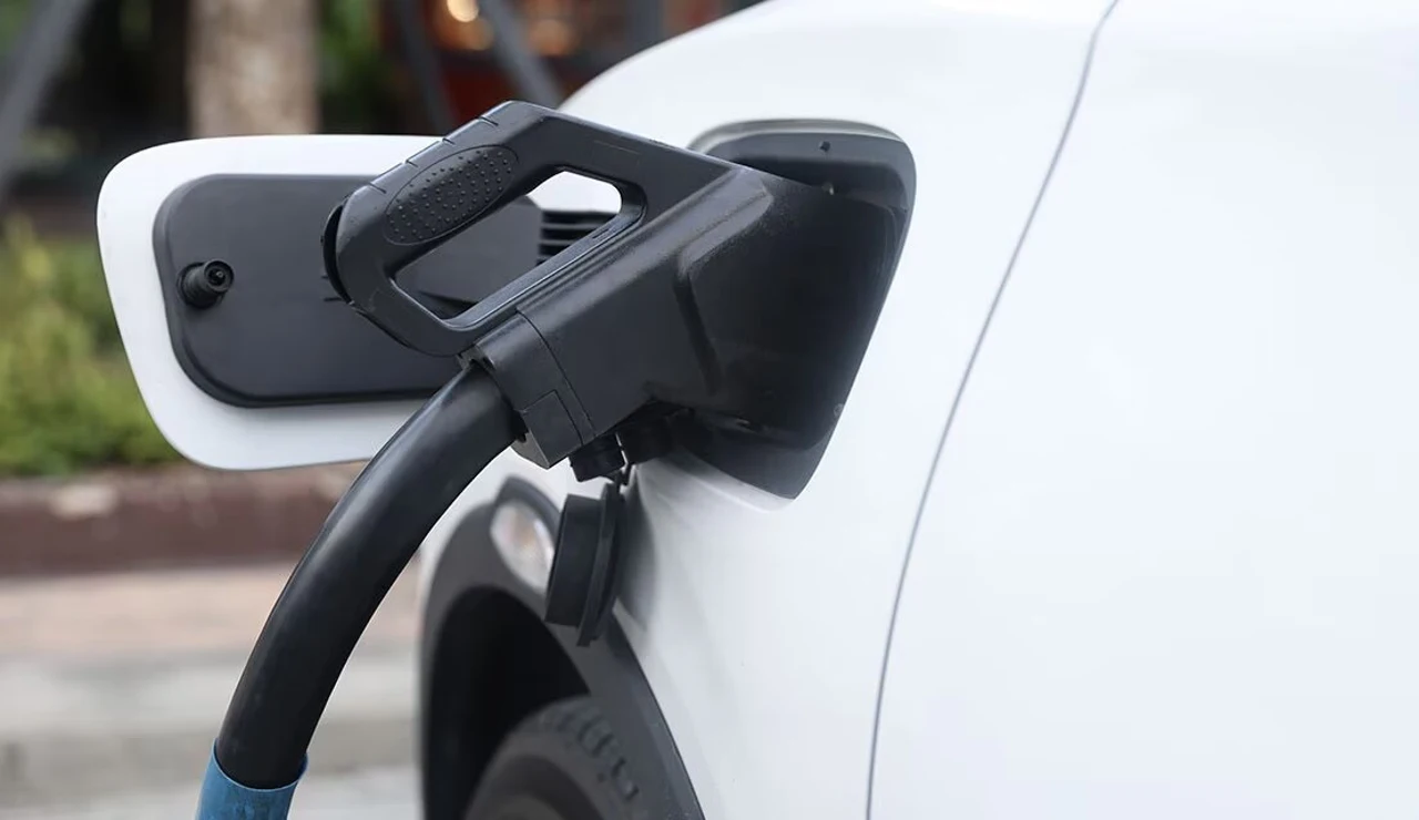 Cargador eléctrico