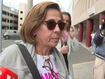 Merchi, madre de Anabel Pantoja, llegando al hospital