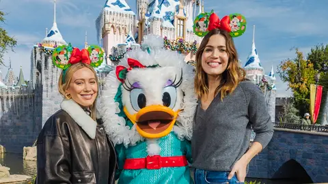 Hilary Duff y Mandy Moore Hilary Duff y Mandy Moore