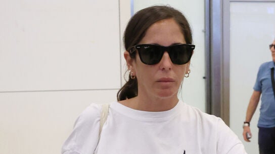 Anabel Pantoja en el aeropuerto