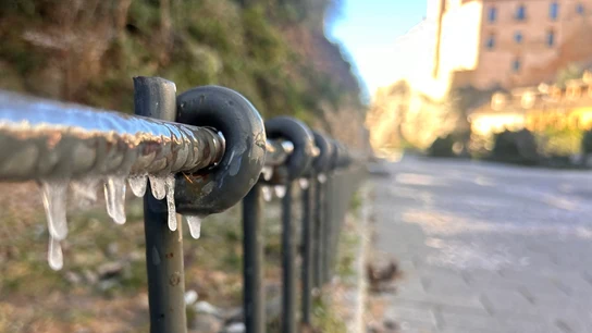 El frío de este lunes en la ciudad de Cuenca El frío de este lunes en la ciudad de Cuenca