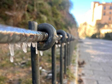 El frío de este lunes en la ciudad de Cuenca