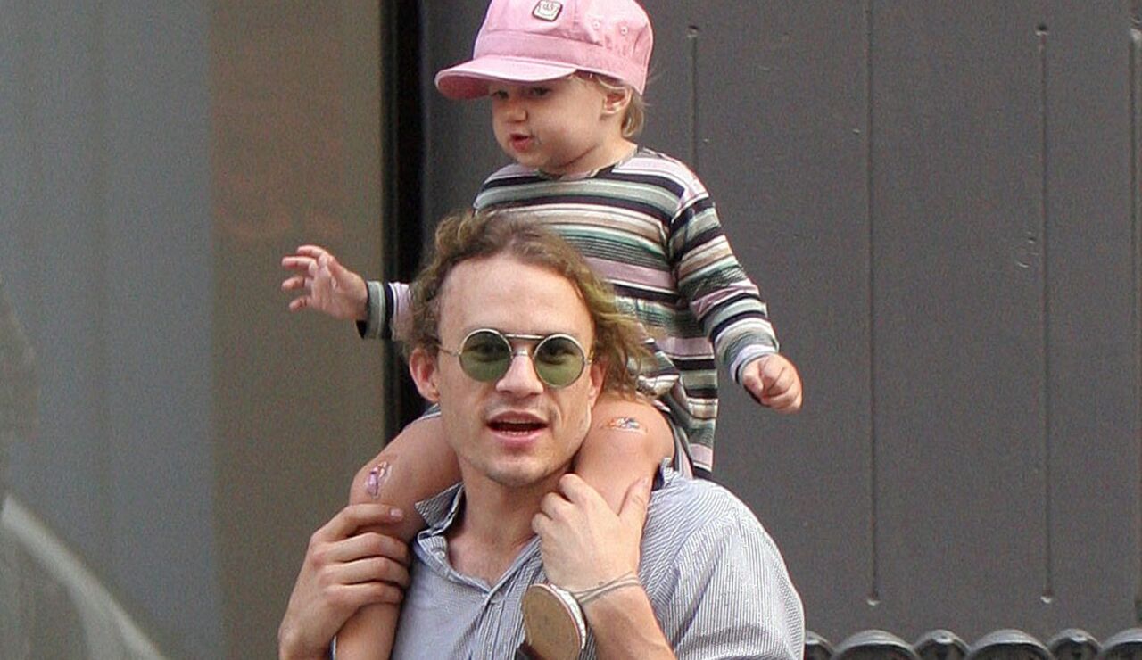 Heath Ledger con su hija Matilda