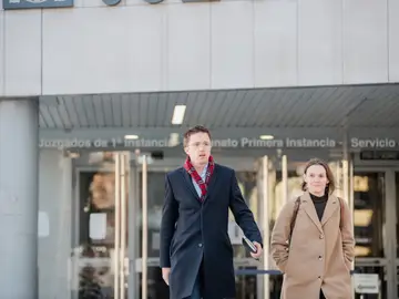 Iñigo Errejón sale de declarar en los juzgados de Plaza de Castilla, junto a su abogada Iñigo Errejón sale de declarar en los juzgados de Plaza de Castilla, junto a su abogada
