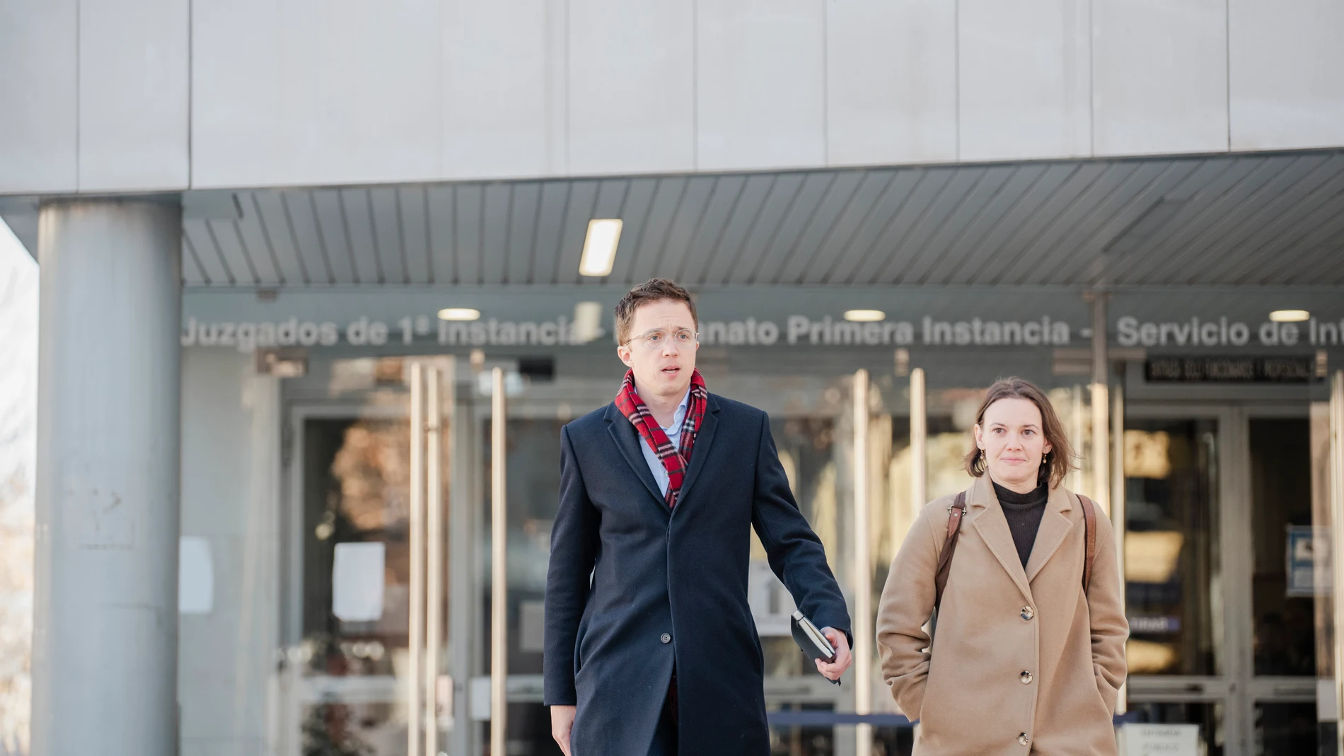 Iñigo Errejón sale de declarar en los juzgados de Plaza de Castilla, junto a su abogada Iñigo Errejón sale de declarar en los juzgados de Plaza de Castilla, junto a su abogada