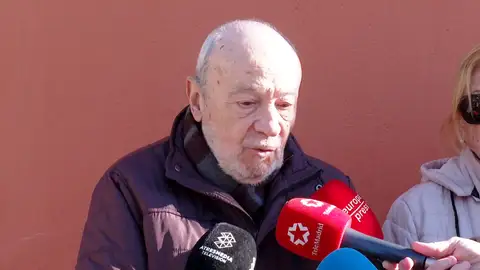 Vecinos del menor fallecido Vecinos del menor fallecido