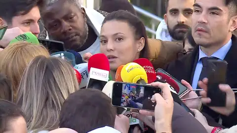 Elisa Mouliaá Elisa Mouliaá