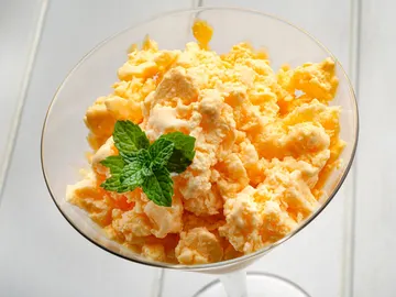 Arguiñano elabora una copa de naranja helada: "el doble de rica y a mitad de precio" Arguiñano elabora una copa de naranja helada: "el doble de rica y a mitad de precio"