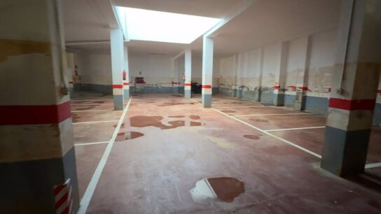 Paiporta termina la retirada de lodos de los garajes y asume un coste de m&aacute;s de cinco millones en maquinaria