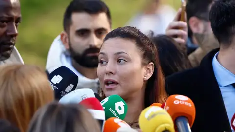 Elisa Mouliaá Elisa Mouliaá