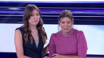 Noelia y Reyes, concursantes de Atrapa un millón