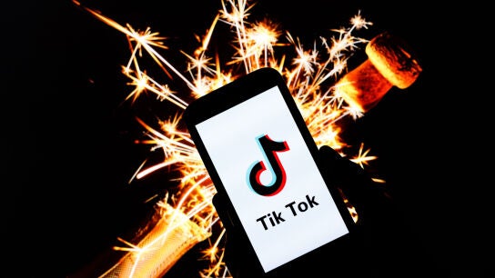 TikTok se prepara para cerrar en Estados Unidos, afectando a 170 millones de usuarios y a 59.000 empleados