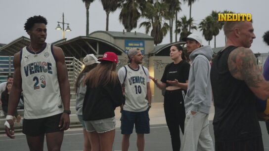 V&Iacute;DEO IN&Eacute;DITO: Helena Orts, la exjugadora de baloncesto que ense&ntilde;&oacute; a los S&aacute;nchez Saborido a jugar