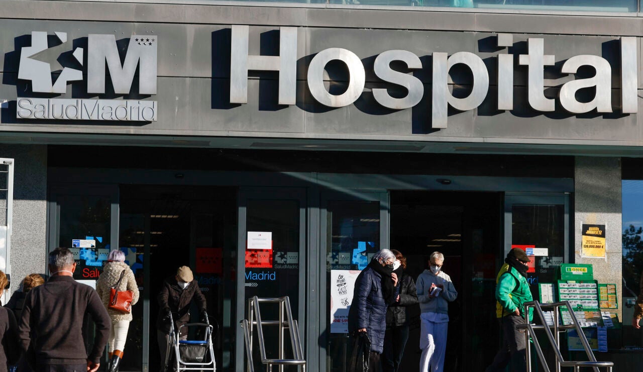 Entrada del hospital La Paz en Madrid
