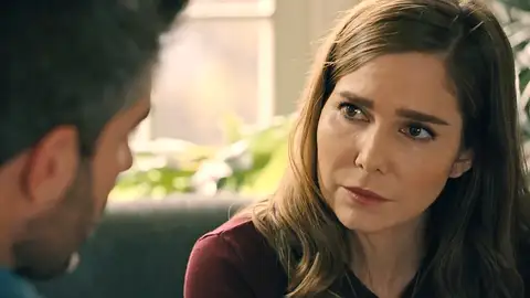 Víctor espía a Begoña y Andrés y descubre que entre ambos hay algo más que una buena amistad Víctor espía a Begoña y Andrés y descubre que entre ambos hay algo más que una buena amistad