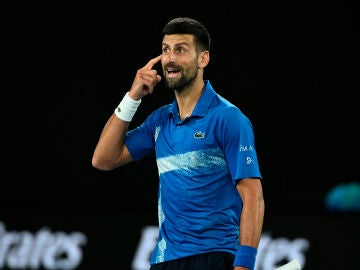 Antena 3 Deportes (20-01-25) Djokovic se niega a hacer la entrevista postpartido por un periodista que le llamó "fracasado"