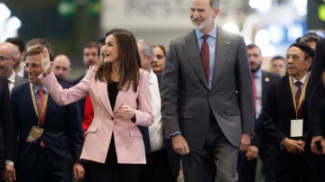 El rey Felipe y doña Letizia inauguran Fitur: Horario, mapa y países que participan