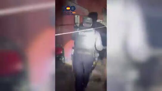 Muere un hombre de 78 a&ntilde;os en un virulento incendio en su vivienda en Algeciras