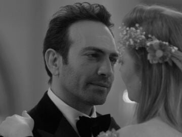 Bahar y Evren bailan y... &iexcl;casi se besan!: esta es la escena que puso a Timur al l&iacute;mite