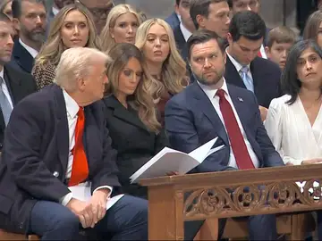Donald Trump en la Iglesia de Washington Donald Trump en la Iglesia de Washington