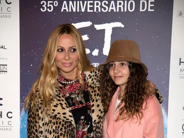 Marta Sánchez y su hija Paula Cabanas Marta Sánchez y su hija Paula Cabanas