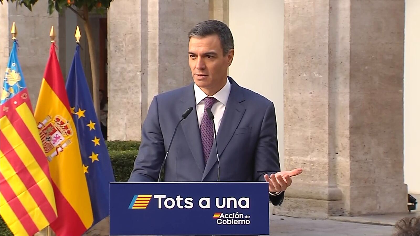 Pedro Sánchez anuncia nuevas ayudas de 2.200 millones para reconstruir el 100% de las instalaciones devastadas por la DANA