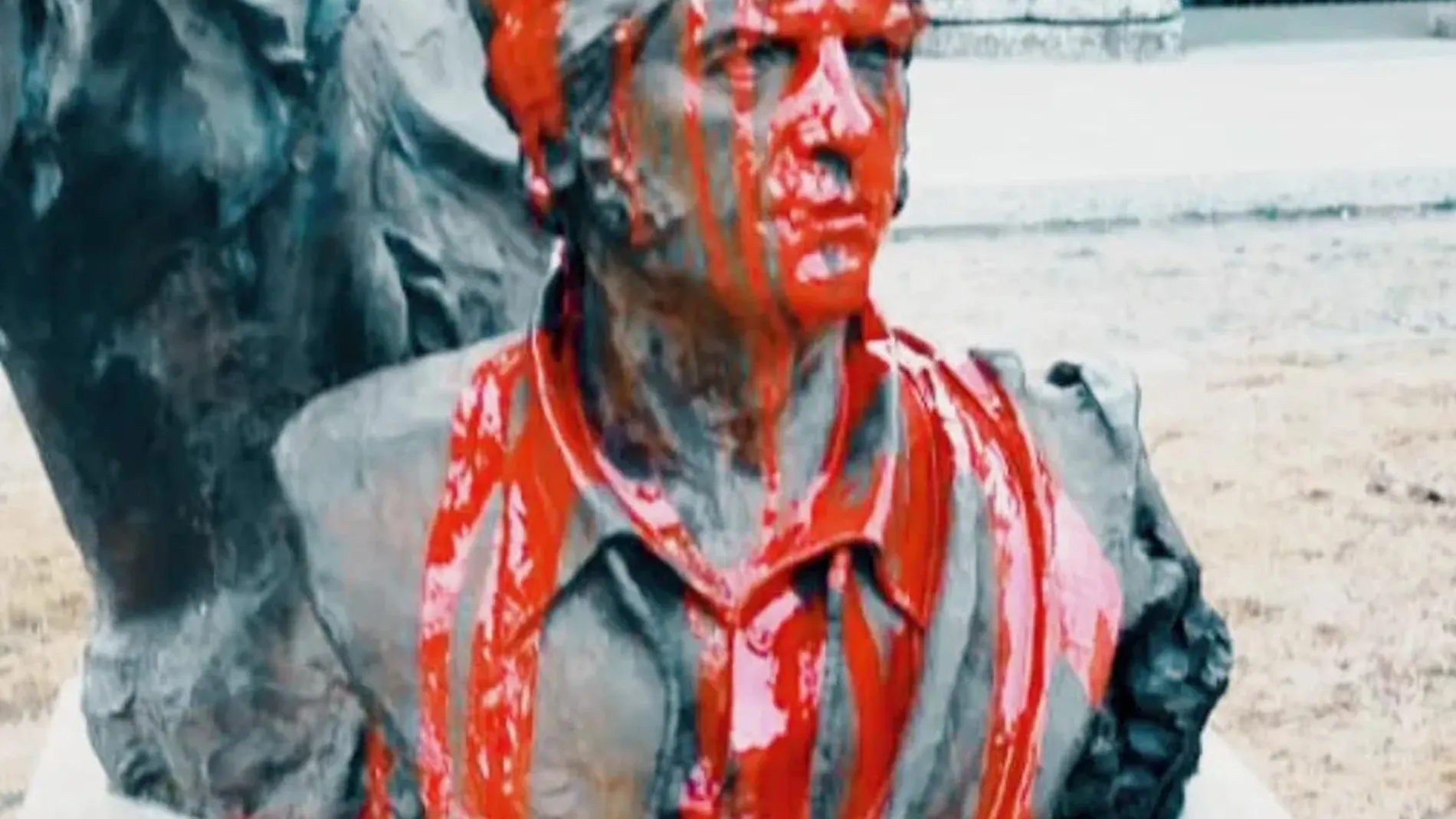 Estatua de Sancho Gracia en Balneario de Mondariz Estatua de Sancho Gracia en Balneario de Mondariz