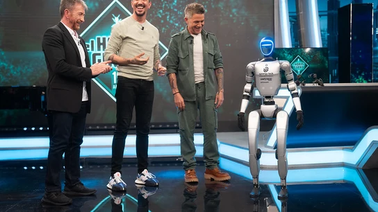 ¡Fantasía tecnológica! Marron presneta el primer robot humanoide de la historia ¡Fantasía tecnológica! Marron presneta el primer robot humanoide de la historia