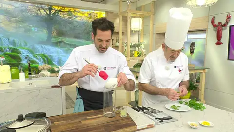 Triunfa con la salsa de limón, mostaza y perejil: "Ya veréis qué salsa más sencilla" Triunfa con la salsa de limón, mostaza y perejil: "Ya veréis qué salsa más sencilla"