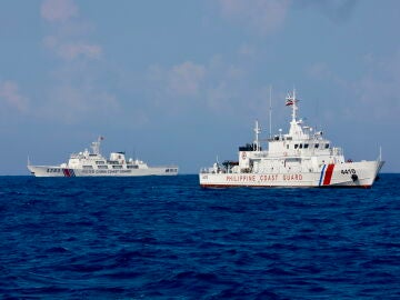 Tensión en el mar de China Meridional: Filipinas denuncia un nuevo episodio de acoso de barcos chinos