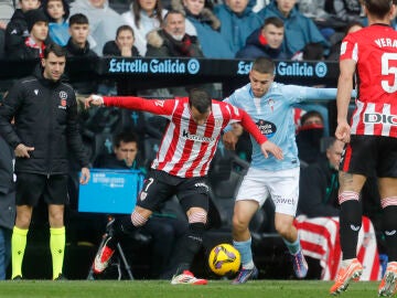 Alex Berenguer, en un partido ante el Celta de Vigo