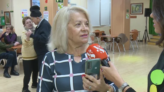 Una residencia imparte un taller para aprender a ligar a los 70: "Aquí, si quieres, ligas" Una residencia imparte un taller para aprender a ligar a los 70: "Aquí, si quieres, ligas"