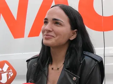 Claudia Bavel Claudia Bavel