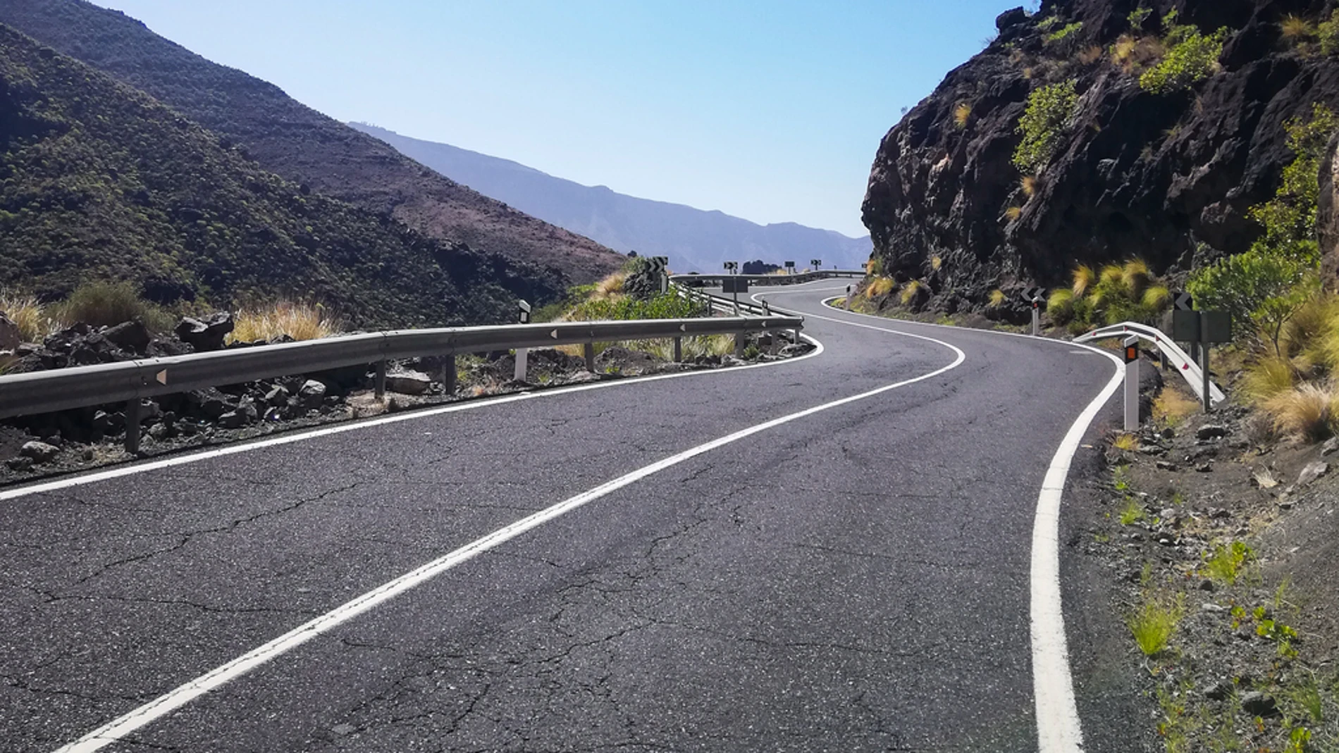 Una carretera de Gran Canaria Una carretera de Gran Canaria