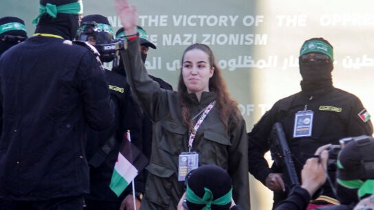 Ham&aacute;s libera a los ocho rehenes que ser&aacute;n canjeados por 200 presos palestinos