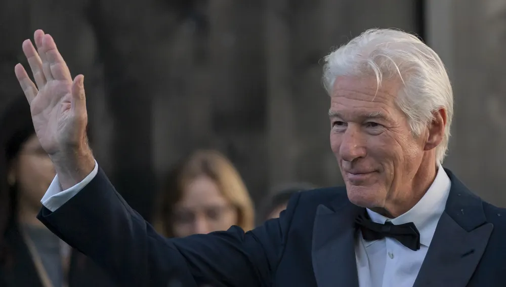 https://fotografias.antena3.com/clipping/cmsimages02/2025/01/30/72BF34AC-2A74-45B0-93F1-9661826E6B96/richard-gere_58.jpg?crop=1920,1089,x0,y0&width=1000&height=567&optimize=low&format=webply https://fotografias.antena3.com/clipping/cmsimages02/2025/01/30/72BF34AC-2A74-45B0-93F1-9661826E6B96/richard-gere_58.jpg?crop=1920,1089,x0,y0&width=1000&height=567&optimize=low&format=webply