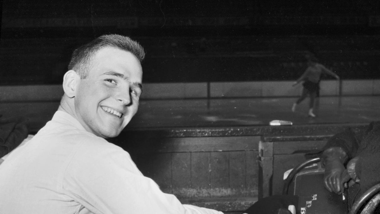 Muere A Los 95 Años Richard Button, bicampeón olímpico y cinco veces Oro Mundial de Patinaje artístico Muere A Los 95 Años Richard Button, bicampeón olímpico y cinco veces Oro Mundial de Patinaje artístico