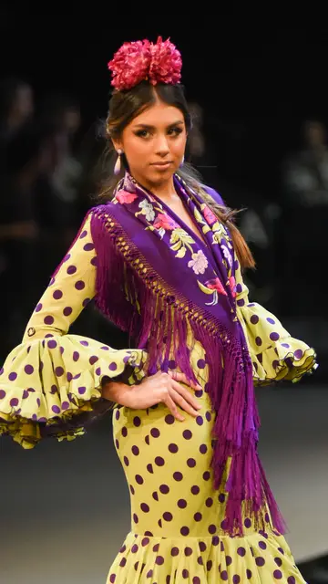 Salma Sánchez desfilando en SIMOF 2025 Salma Sánchez desfilando en SIMOF 2025