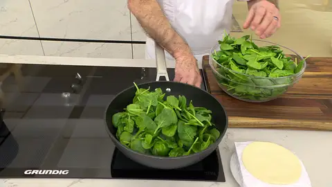 Sazona y saltéalas brevemente Sazona y saltéalas brevemente