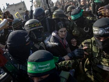 La rehén israelí Arbel Yehud, puesta en libertad este jueves