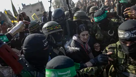 La rehén israelí Arbel Yehud, puesta en libertad este jueves La rehén israelí Arbel Yehud, puesta en libertad este jueves