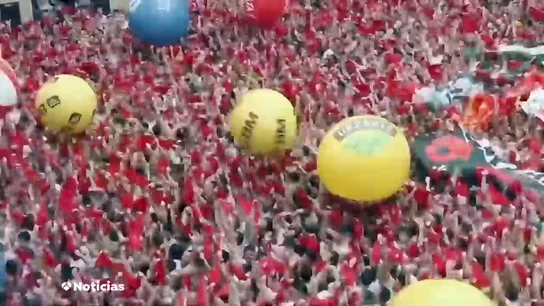 Imágenes de las aglomeraciones en Pamplona Un estudio sobre el chupinazo de sanfermines permitirá prevenir tragedias en aglomeraciones