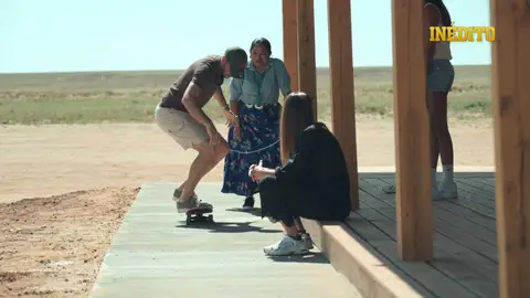 VIDEO INÉDITO: “Ahora lo vais a ver”: Joaquín demuestra a sus dotes sobre el patinete VIDEO INÉDITO: “Ahora lo vais a ver”: Joaquín demuestra a sus dotes sobre el patinete