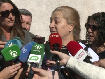 La madre de uno de los guardias civiles de Barbate