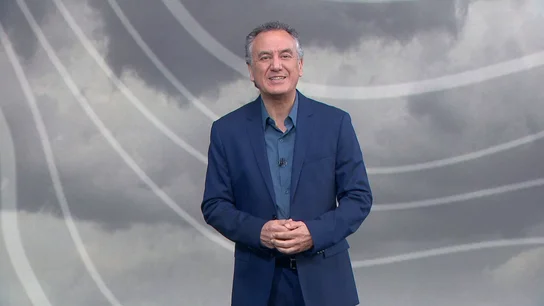 Roberto Brasero da la previsión del tiempo Roberto Brasero da la previsión del tiempo