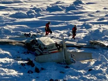 Al menos tres muertos en un accidente aéreo en Alaska (EEUU) tras hallar estrellado el avión desaparecido