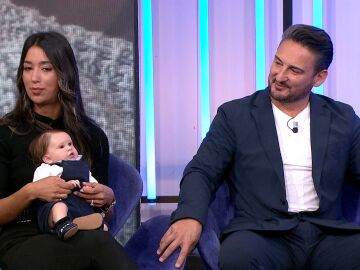Alejandra y Jaime, padres de un beb&eacute; reborn